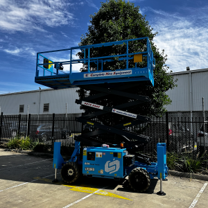 33ft Rough Terrain Diesel Scissor Lift